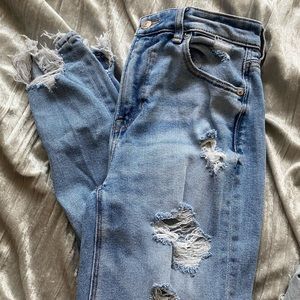 American eagle mom jeans